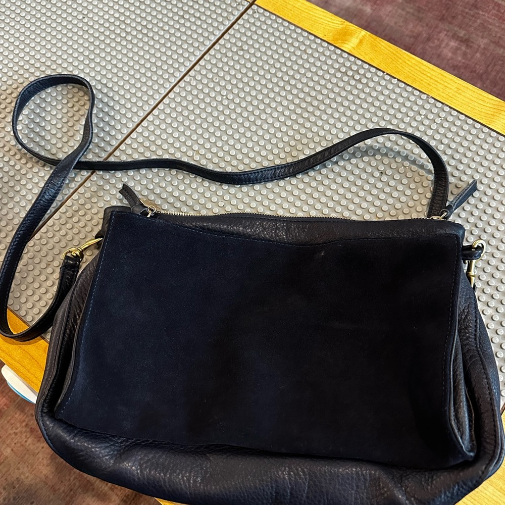 Clare V - Navy blue ‘Gosee’ crossbody clutch